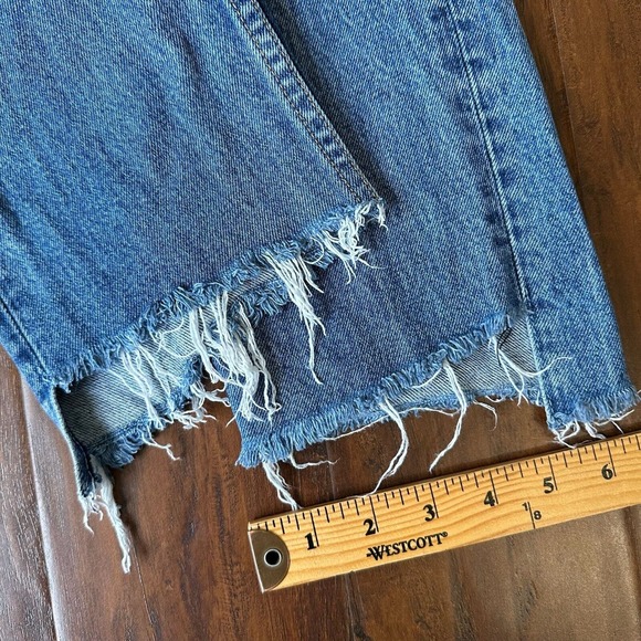 GRLFRND The Helena Straight Leg Jean in Close To You Raw Hem - Picture 14 of 14